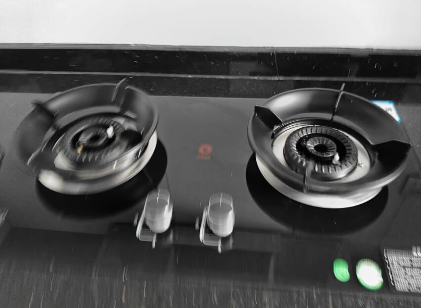 电打火燃气灶不打火是什么原因？