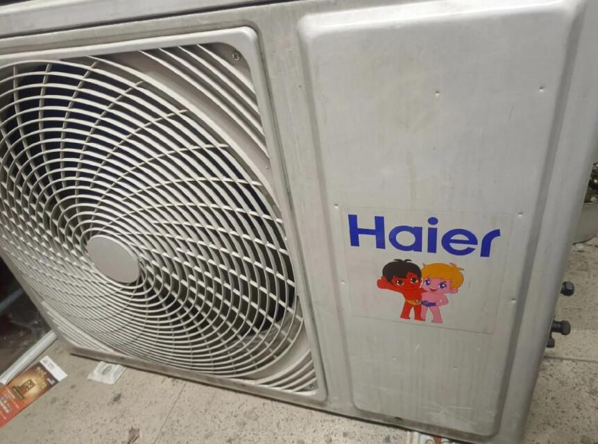 海尔空调外机外壳漏水该怎么维修？